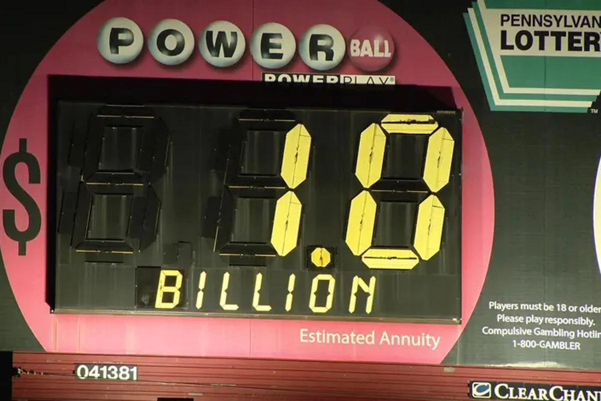 Powerball 在 Mega Millions 中获得 11.3 亿美元一周后，累积至 10 亿美元。